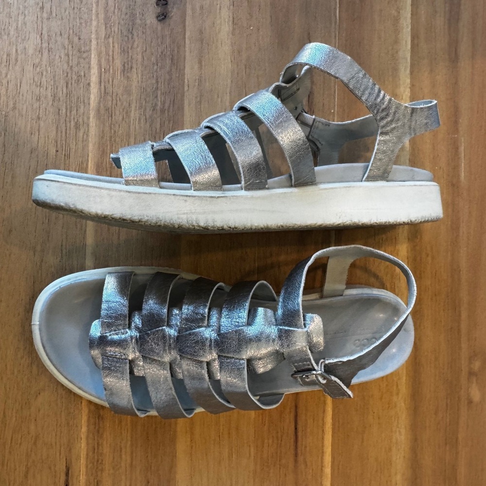 ECCO Women 8 EU 39 Metallic Silver Flowt Luxe Leather Gladiator Sandal Cage